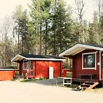 Camping River 3*