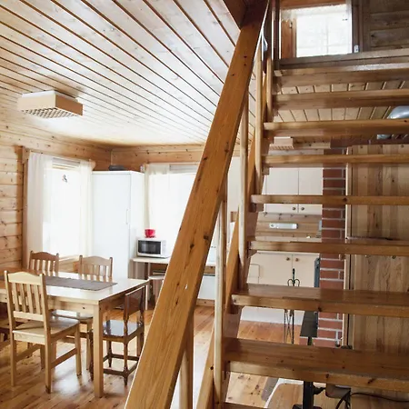 营地 伊瓦洛河露营酒店 3*